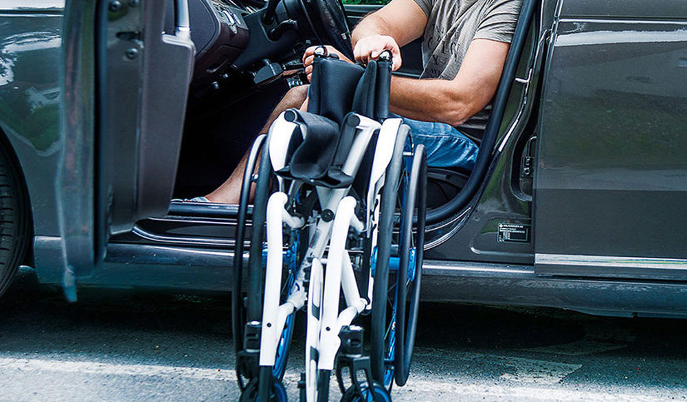 Инвалидные коляски для дома и улицы