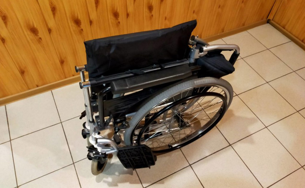 Складные инвалидные коляски