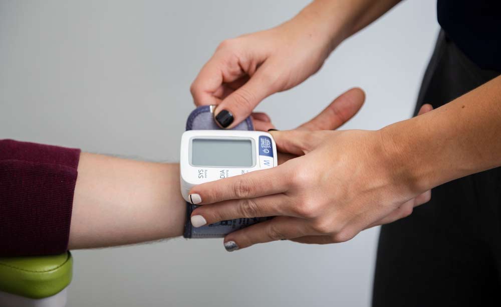 Тонометры на запястье