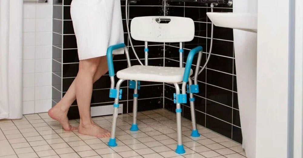 Стулья в ванную для пожилых людей и инвалидов