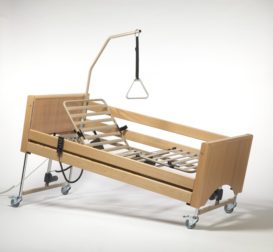 Медицинская кровать с электроприводом Vermeiren LUNA