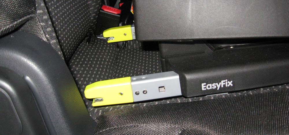 Крепление Isofix на автокресле для детей с ДЦП